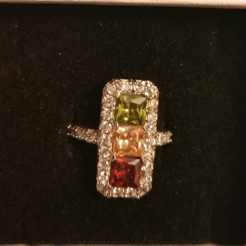 Vintage 3-Style Topaz & Peridot Ring